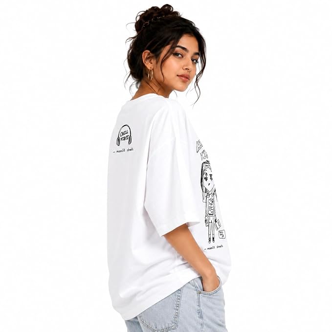 Moonlit Streets Women's Oversized T-Shirt | Relaxed Fit Crew Neck Casual Streetwear T-Shirt White