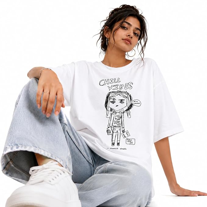 Moonlit Streets Women's Oversized T-Shirt | Relaxed Fit Crew Neck Casual Streetwear T-Shirt White