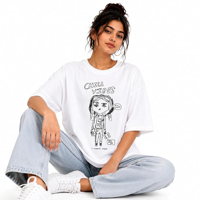 Moonlit Streets Women's Oversized T-Shirt | Relaxed Fit Crew Neck Casual Streetwear T-Shirt White